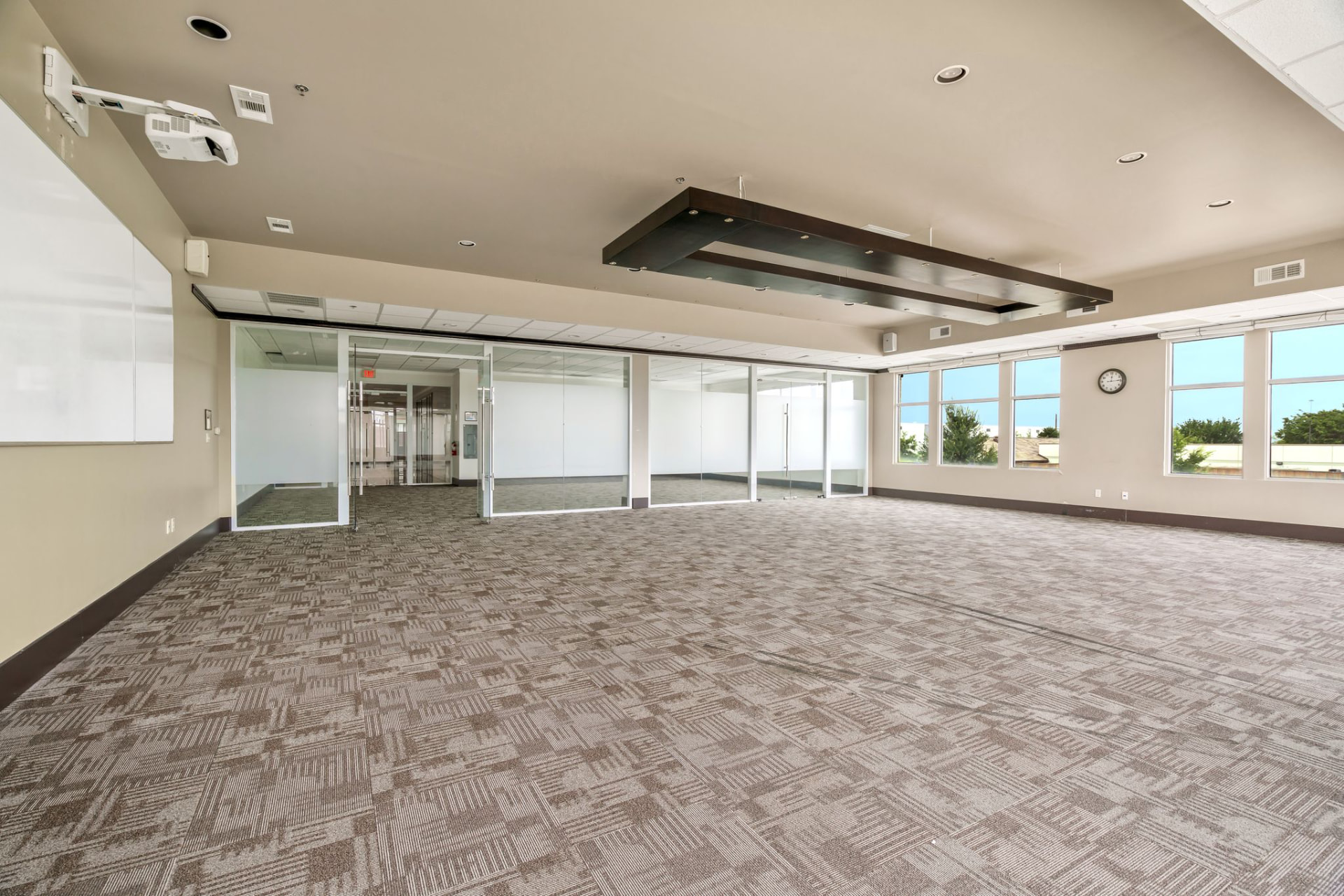 Divisible training room with glass wall